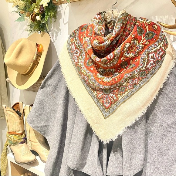 Wool blend vintage floral scarf/wrap w farmhouse folk country vibe - Picture 6 of 15